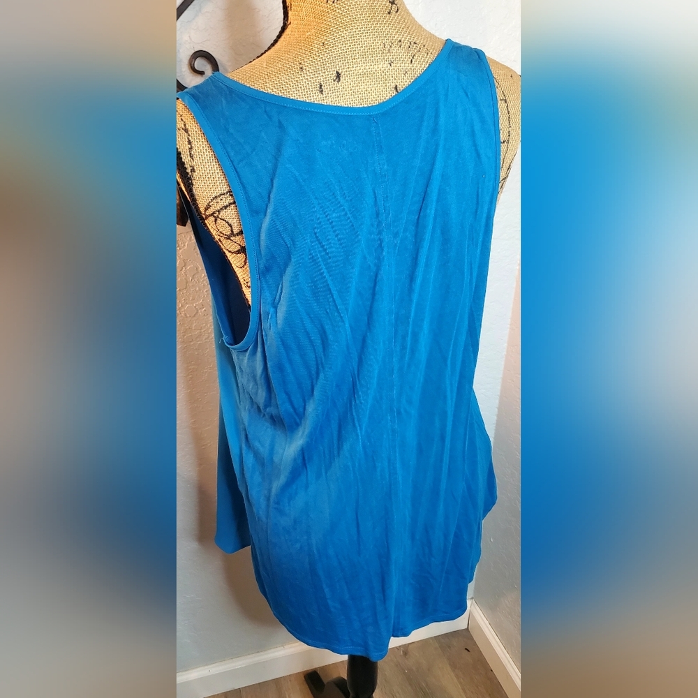 LOFT Vibrant Blue Tank Top - Picture 3 of 3